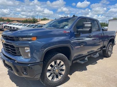 Used 2024 Chevrolet Silverado 2500 Custom w/ Custom Value Package