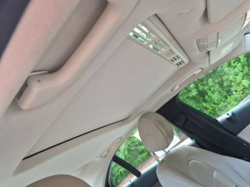 Used 2020 Mercedes-Benz C 300 4MATIC Sedan image 14