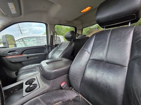 Used 2010 GMC Sierra 2500 SLT w/ SLT Convenience Package AWD/4WD image 5