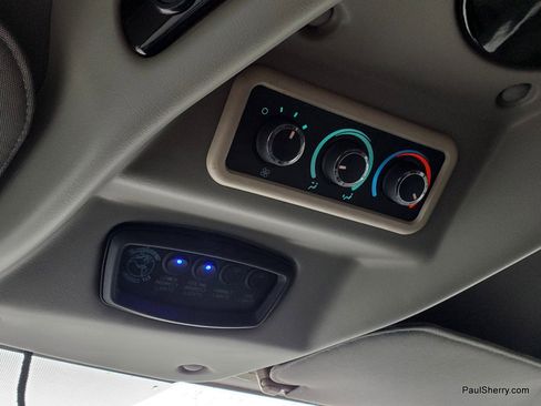 Used 2023 Chevrolet Express 2500 image 49