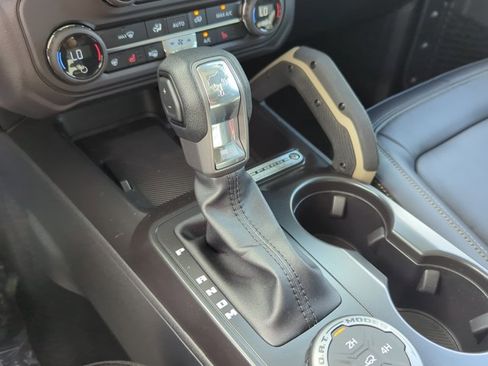 New 2026 Ford Bronco Badlands AWD/4WD image 12