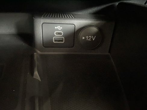 New 2025 Ford Escape SE w/ PHEV Premium Package FWD image 23