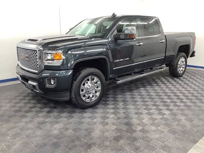 Used 2017 GMC Sierra 2500 Denali w/ Duramax Plus Package