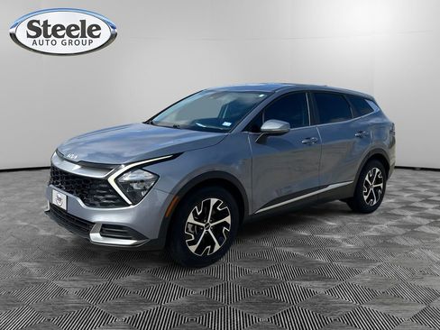 Used 2023 Kia Sportage EX FWD image 1