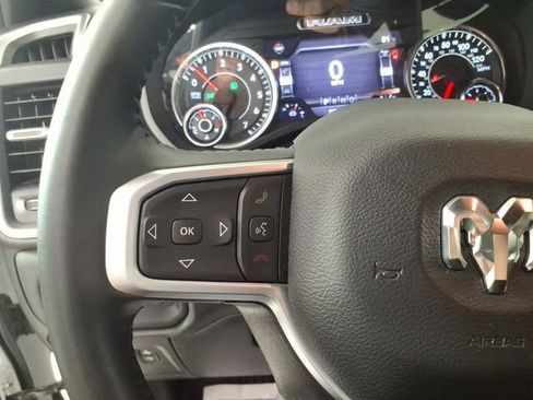 Used 2023 RAM 1500 Big Horn AWD/4WD image 17