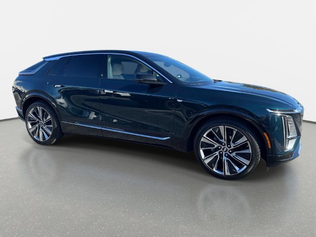 Certified 2026 Cadillac Lyriq Signature Luxury w/ Nappa Leather Package AWD/4WD image 7