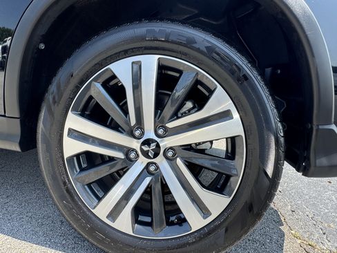 Used 2025 Mitsubishi Outlander Sport AWD image 20