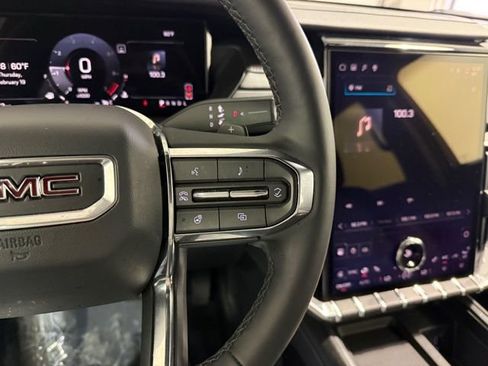 Certified 2025 GMC Acadia Elevation image 16