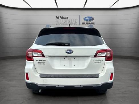 Used 2017 Subaru Outback 2.5i Limited AWD/4WD image 6