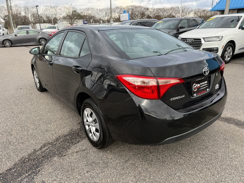Used 2017 Toyota Corolla SE image 10