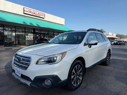 Used 2015 Subaru Outback 2.5i Limited image 1