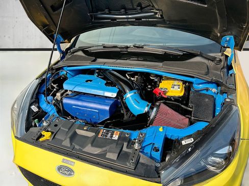 Used 2018 Ford Focus RS image 23