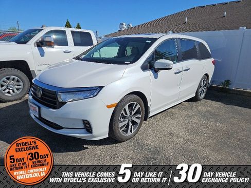 Used 2024 Honda Odyssey Touring image 1