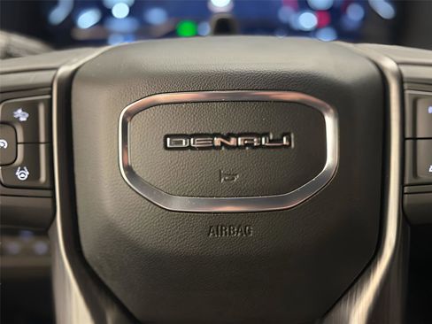 Used 2024 GMC Yukon Denali Ultimate w/ LPO, Floor Liner Package image 19