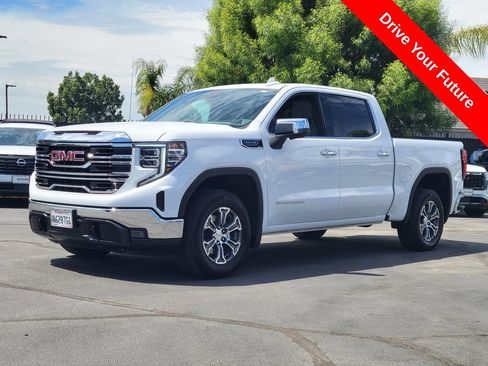 Used 2026 GMC Sierra 1500 SLT RWD image 2