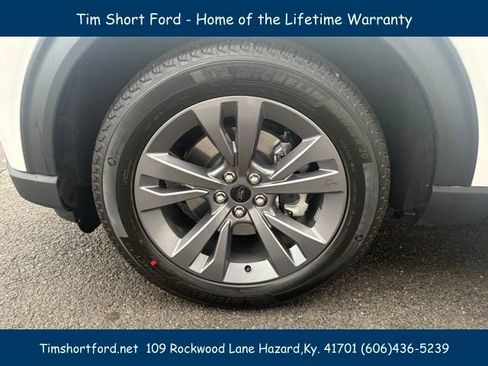 New 2026 Ford Explorer Active w/ Active Comfort Package AWD/4WD image 13