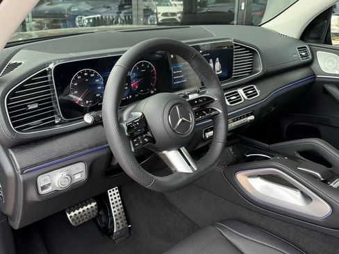 New 2026 Mercedes-Benz GLS 450 4MATIC image 22