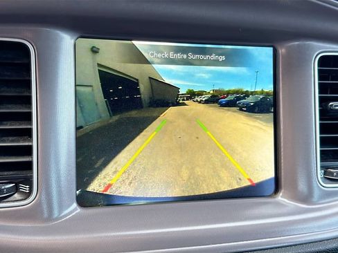Used 2023 Dodge Charger SXT RWD image 13