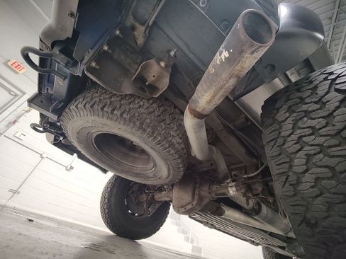 Used 2012 Ford F150 Raptor w/ Raptor Luxury Pkg image 10