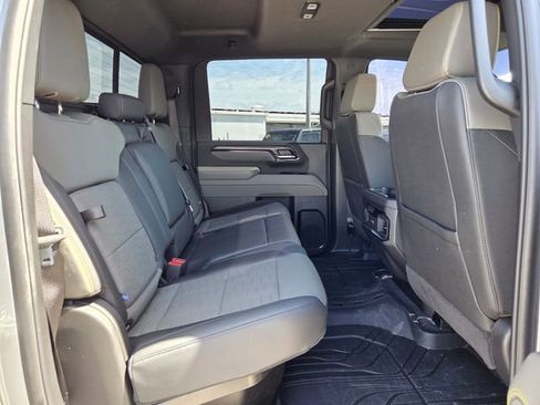 Certified 2025 Chevrolet Silverado 2500 ZR2 w/ Technology Package image 21