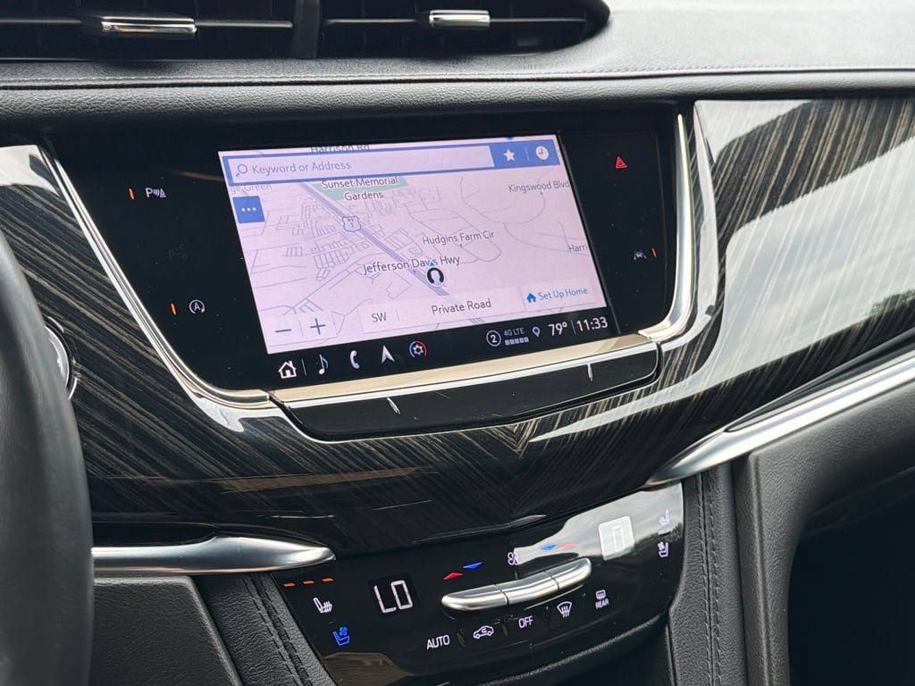 Certified 2023 Cadillac XT6 Premium Luxury AWD/4WD image 9