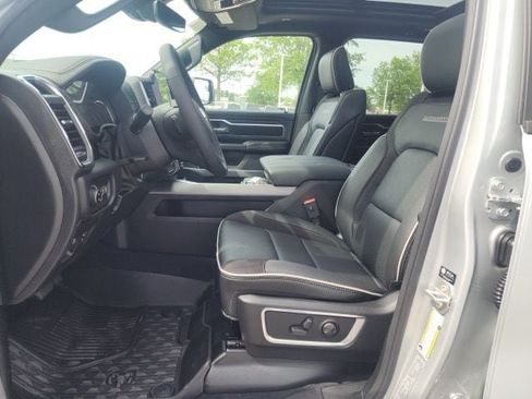 New 2026 RAM 1500 Laramie AWD/4WD image 19