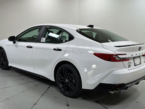 New 2026 Toyota Camry SE Nightshade image 7