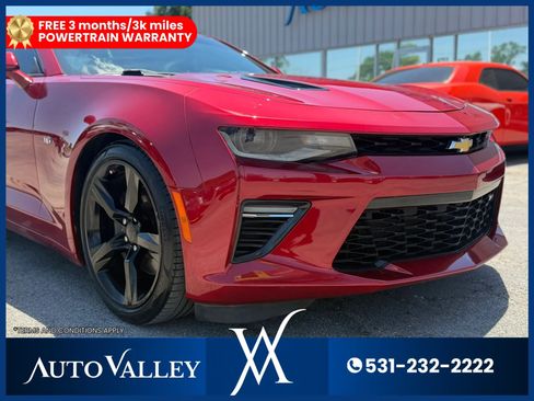 Used 2018 Chevrolet Camaro SS RWD image 10