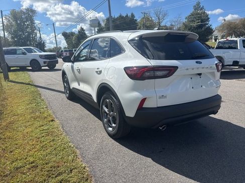 New 2026 Ford Escape ST-Line w/ Tech Pack #1 image 10