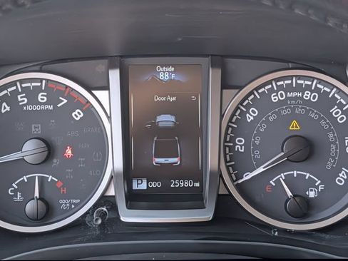 Used 2023 Toyota Tacoma SR5 RWD image 20