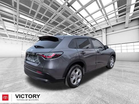 Used 2025 Honda HR-V LX image 3