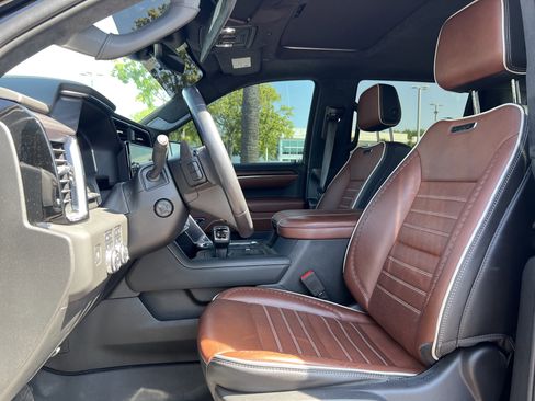 Used 2023 GMC Sierra 1500 Denali Ultimate image 16