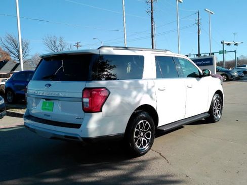 Used 2024 Ford Expedition Max XLT image 6