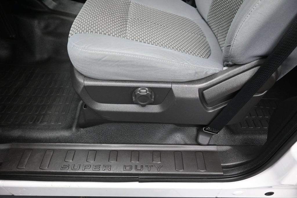 Used 2016 Ford F350 XL AWD/4WD image 16