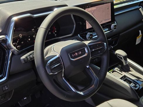 New 2026 GMC Canyon Elevation w/ Convenience Package RWD image 10