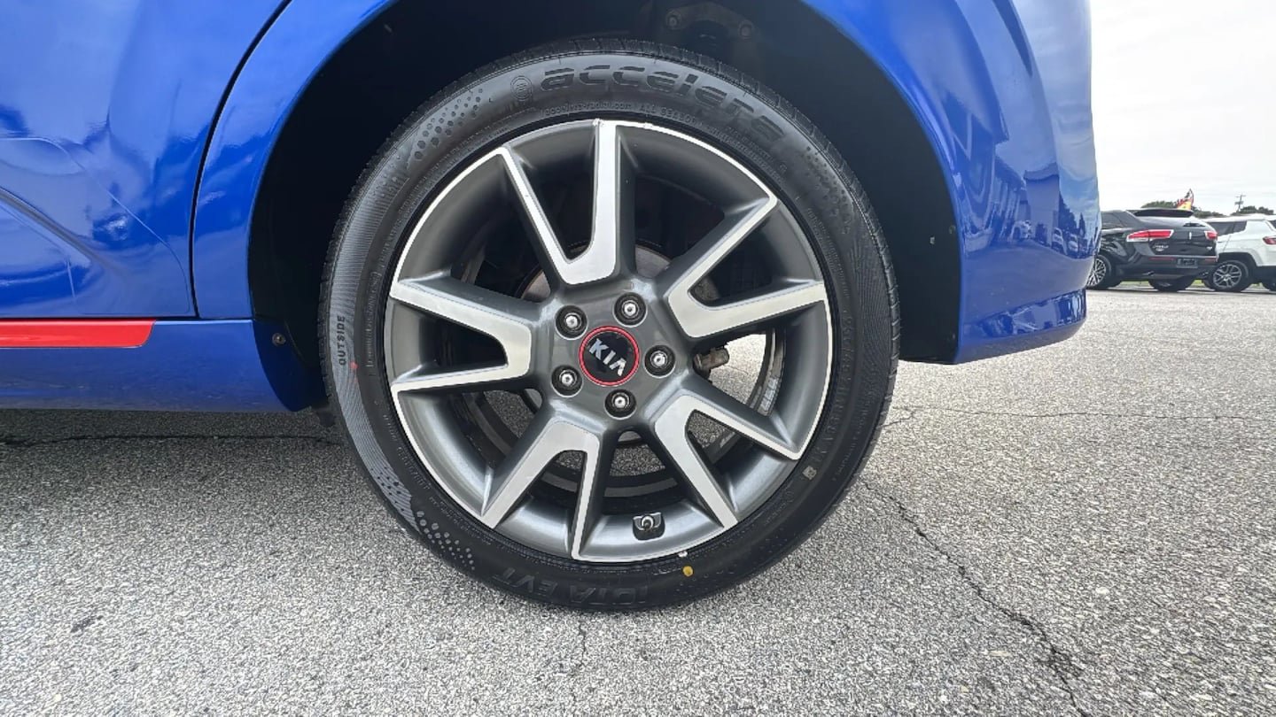 Used 2020 Kia Soul GT-Line FWD image 36