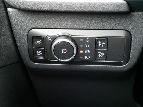 New 2026 Ford Escape SE image 18