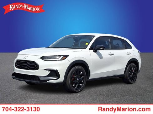 Used 2025 Honda HR-V Sport image 1