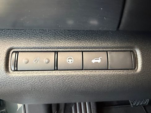 New 2026 Nissan Pathfinder SL w/ Cargo Package FWD image 30