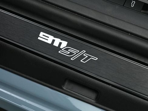 Certified 2024 Porsche 911 GT3 RS RWD image 23