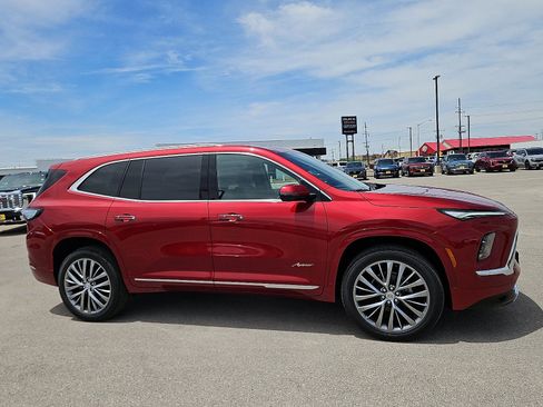 New 2026 Buick Enclave Avenir AWD/4WD image 6