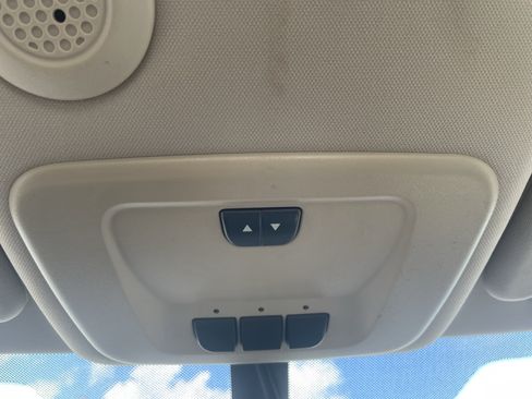 Used 2015 Chevrolet Impala LT w/ LT Sunroof Package FWD image 22