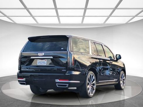 Used 2025 Cadillac Escalade ESV Premium Luxury Platinum image 5