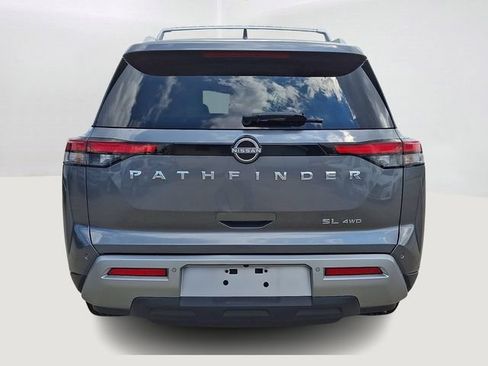 Used 2022 Nissan Pathfinder SL AWD/4WD image 5
