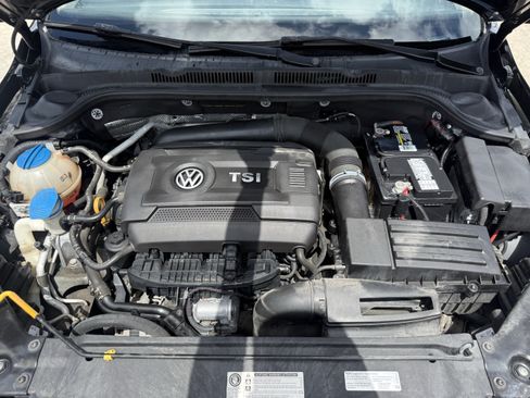 Used 2015 Volkswagen Jetta SE FWD image 33