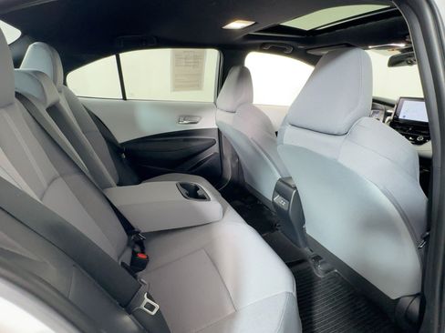 Used 2024 Toyota Corolla SE w/ SE Premium Package image 30