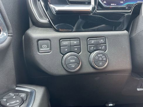 Used 2024 Chevrolet Silverado 2500 High Country w/ Max Trailering Package image 25