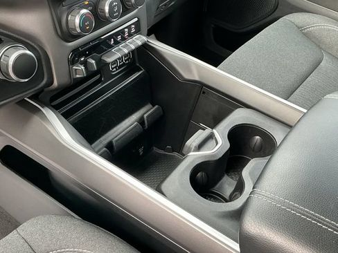 Used 2020 RAM 1500 Big Horn RWD image 23