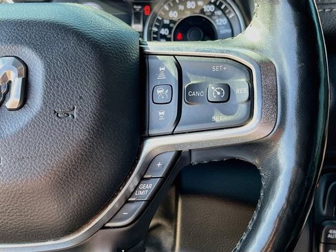 Used 2019 RAM 1500 Laramie AWD/4WD image 19