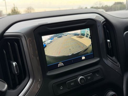 Used 2019 Chevrolet Silverado 1500 Custom Trail Boss image 34